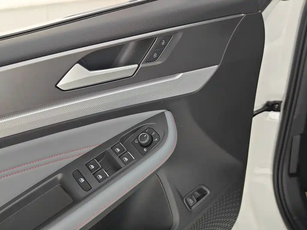 Volkswagen Lamando — миниатюра 23