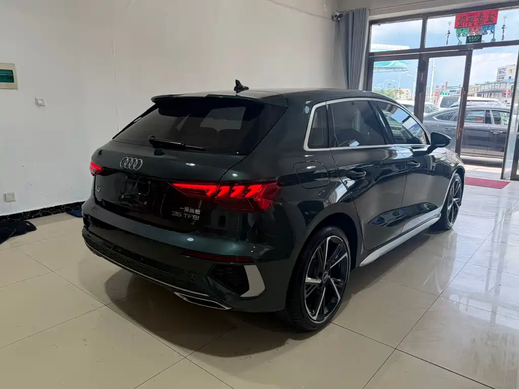 Audi A3 2023 Sportback 35 TFSI Fashion Sport
