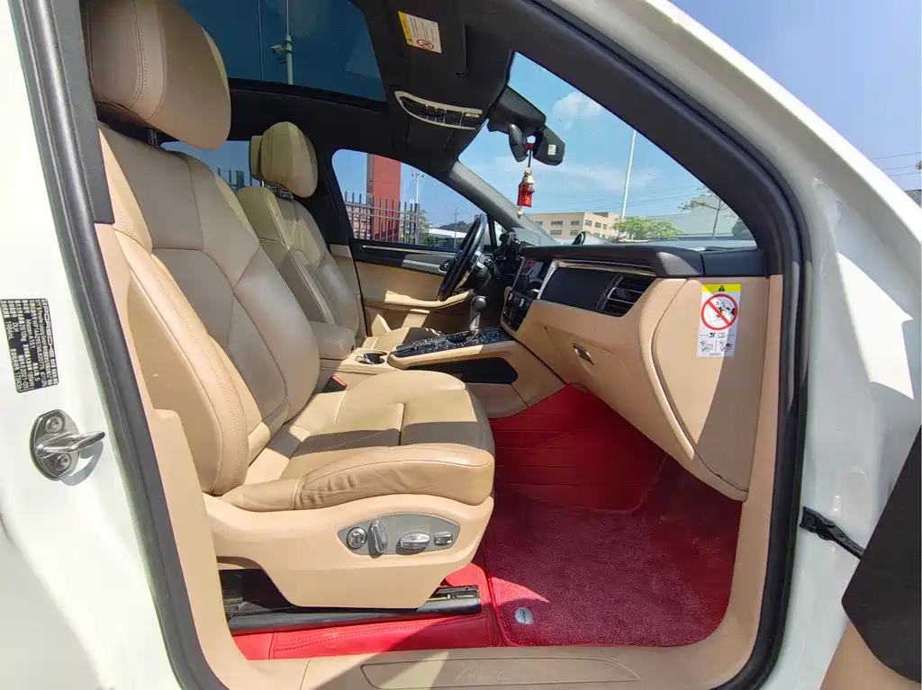 Porsche Macan — миниатюра 8