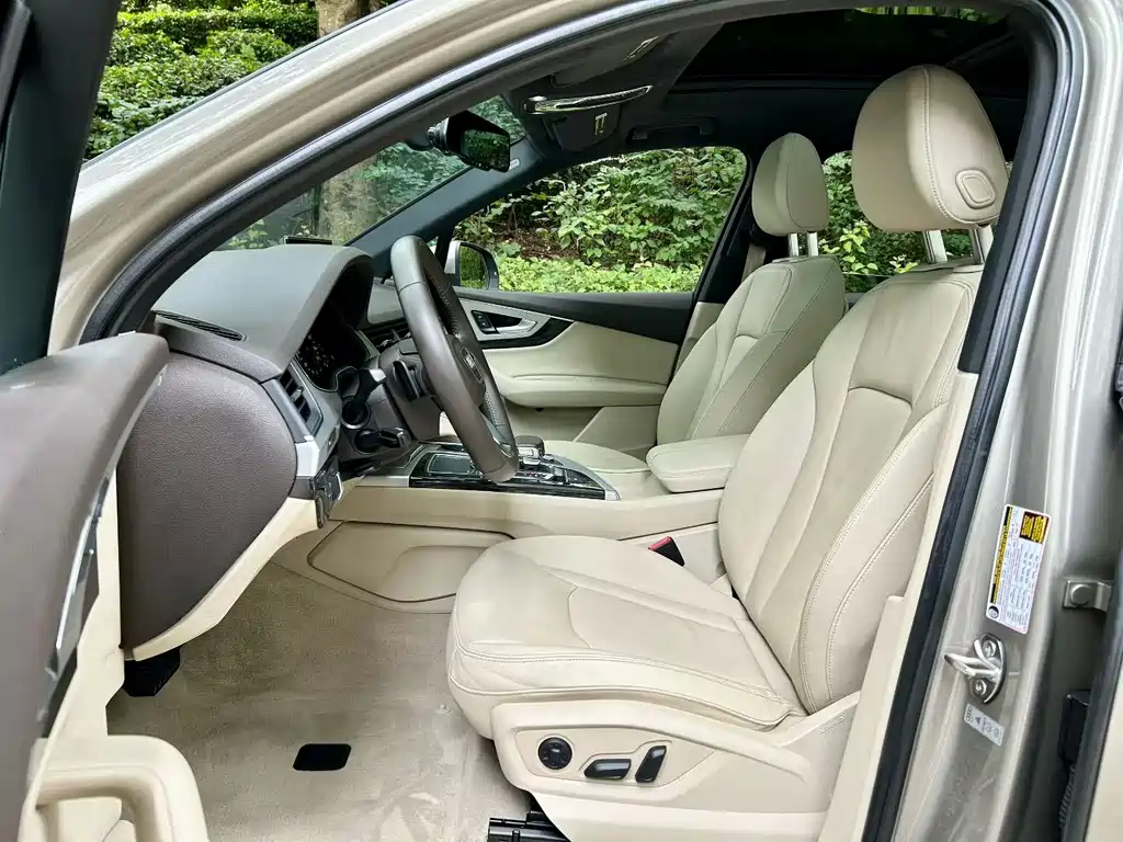 Audi Q7 2016 3.0T