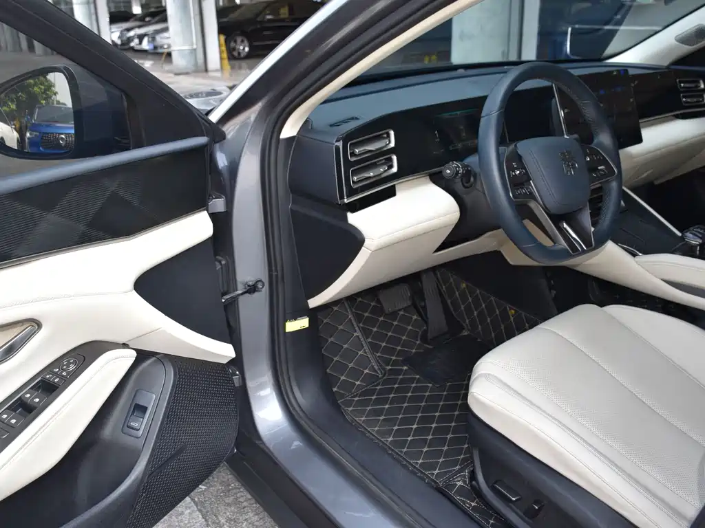 BYD Qin L — миниатюра 6