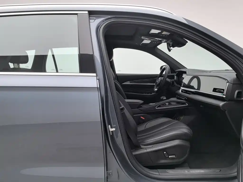 Geely Xingyue L — миниатюра 23