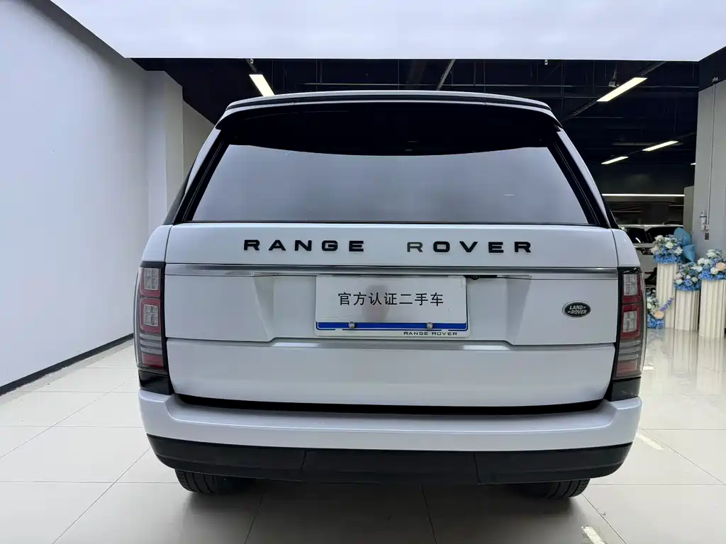 Land Rover Range Rover — миниатюра 8