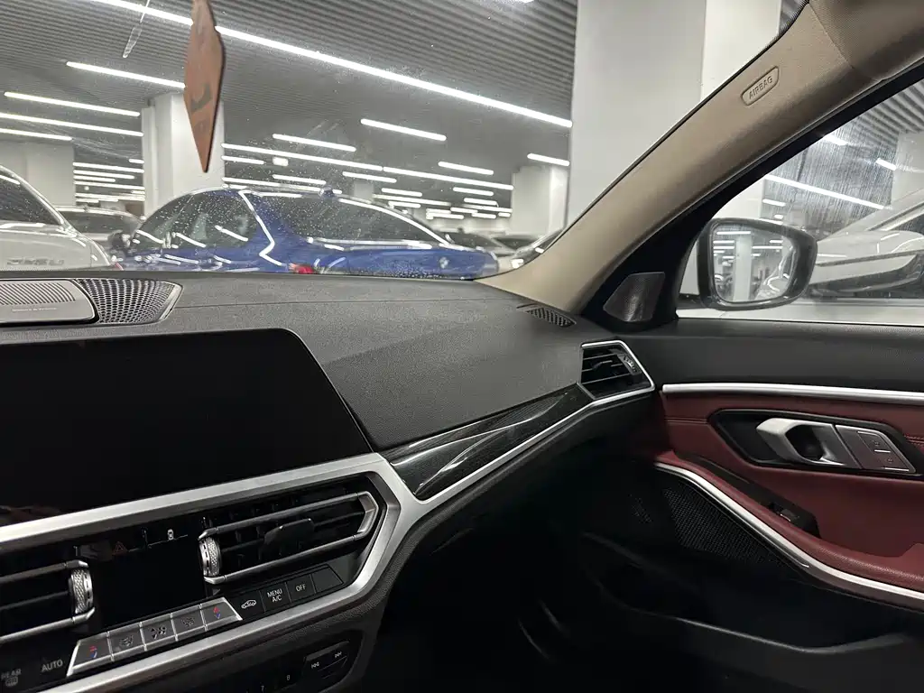 BMW 3 Series — миниатюра 7