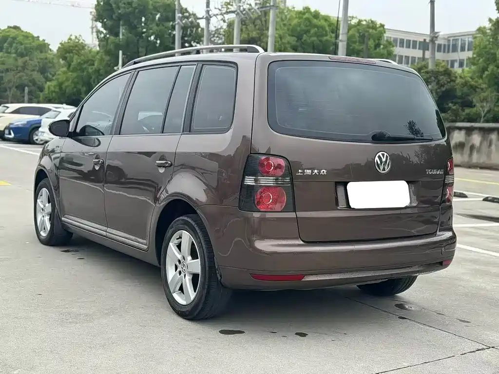 Volkswagen Touran — миниатюра 7