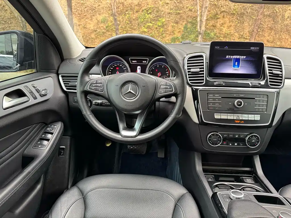 MERCEDES-BENZ GLE COUPE