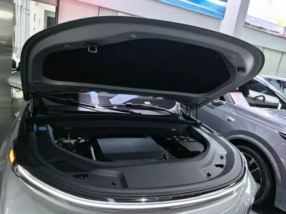 Li Auto Li L9 — миниатюра 20
