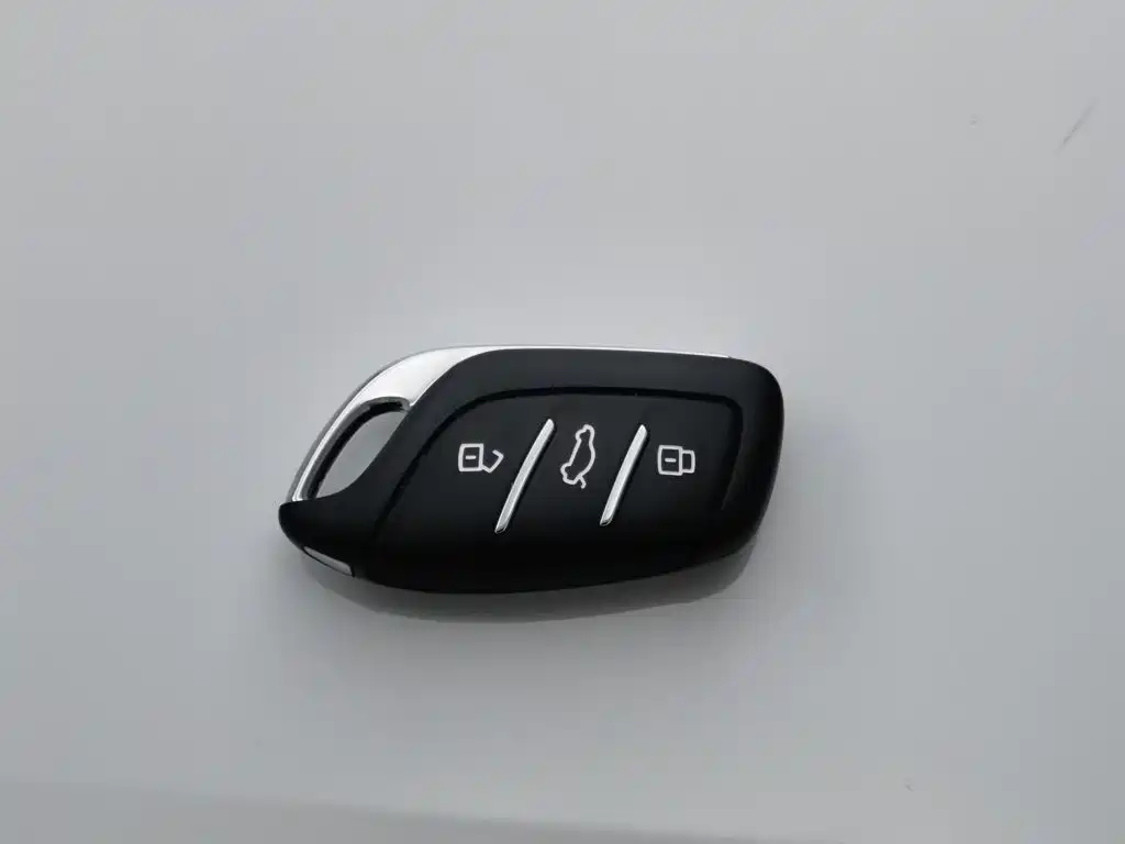 Roewe i5 — миниатюра 19