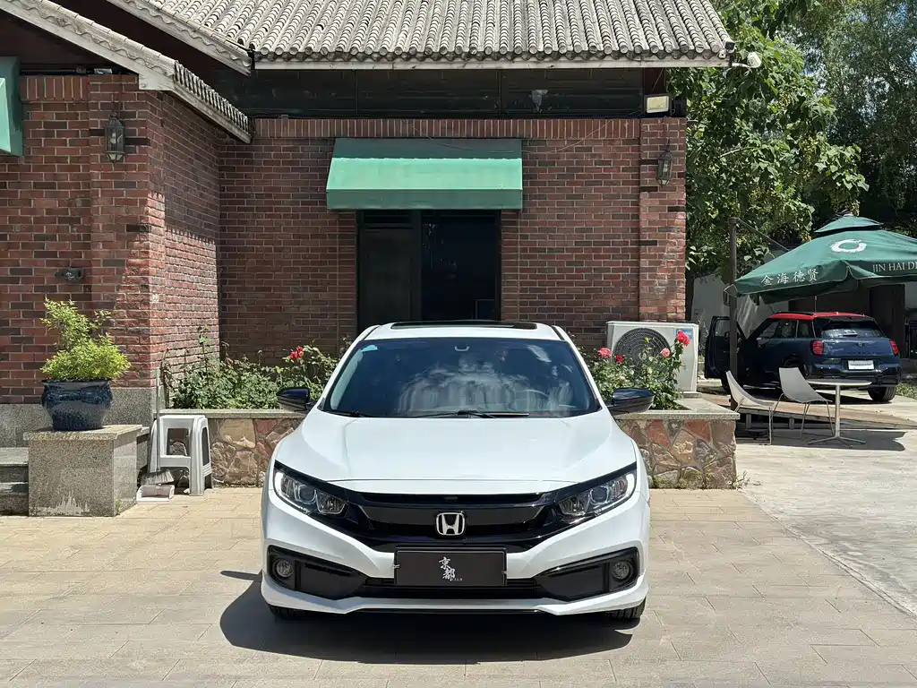 Honda Civic 2019 220TURBO CVT V