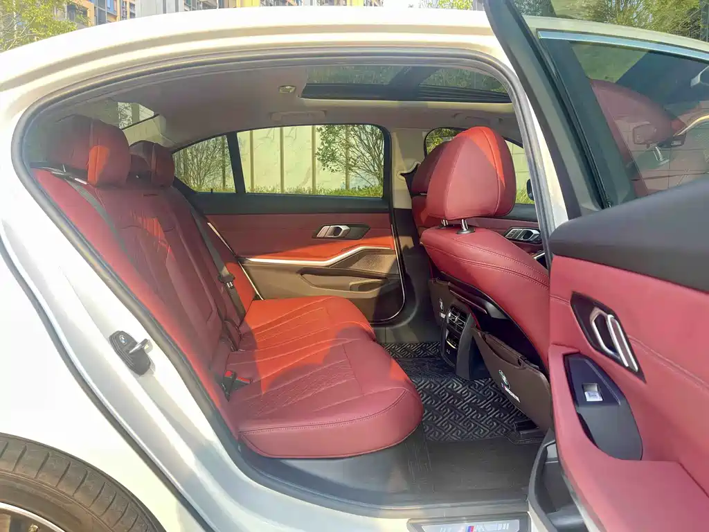 BMW 3 Series — миниатюра 14