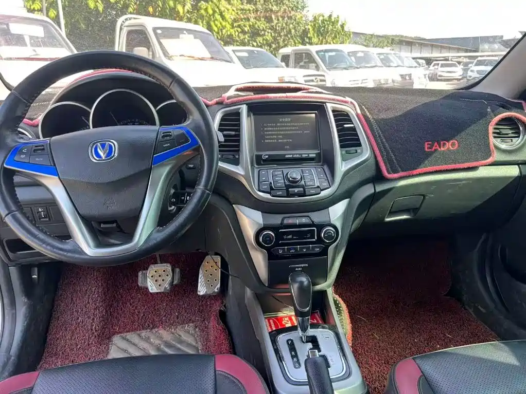 Changan Eado XT — миниатюра 8