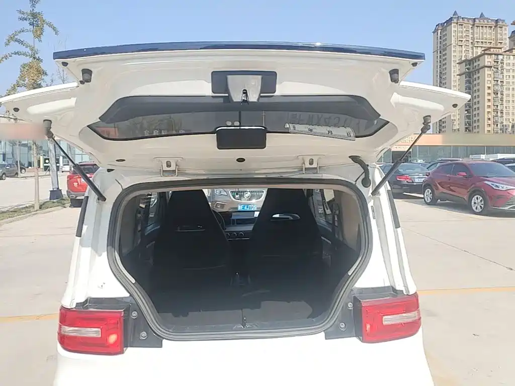 Wuling MINIEV — миниатюра 19
