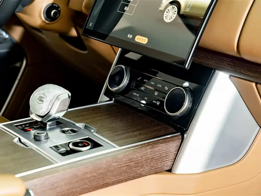 Land Rover Range Rover — миниатюра 19