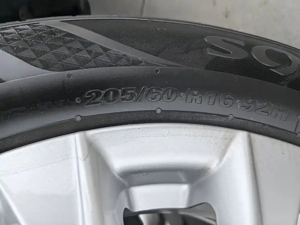 Roewe i5 — миниатюра 24