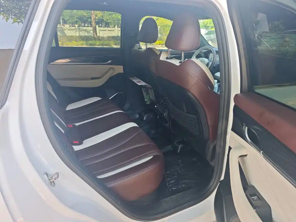 Geely Xingyue L — миниатюра 7