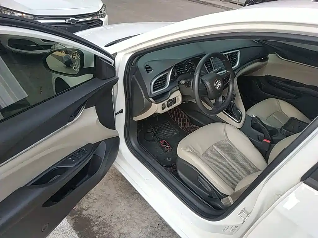 Buick Excelle — миниатюра 16
