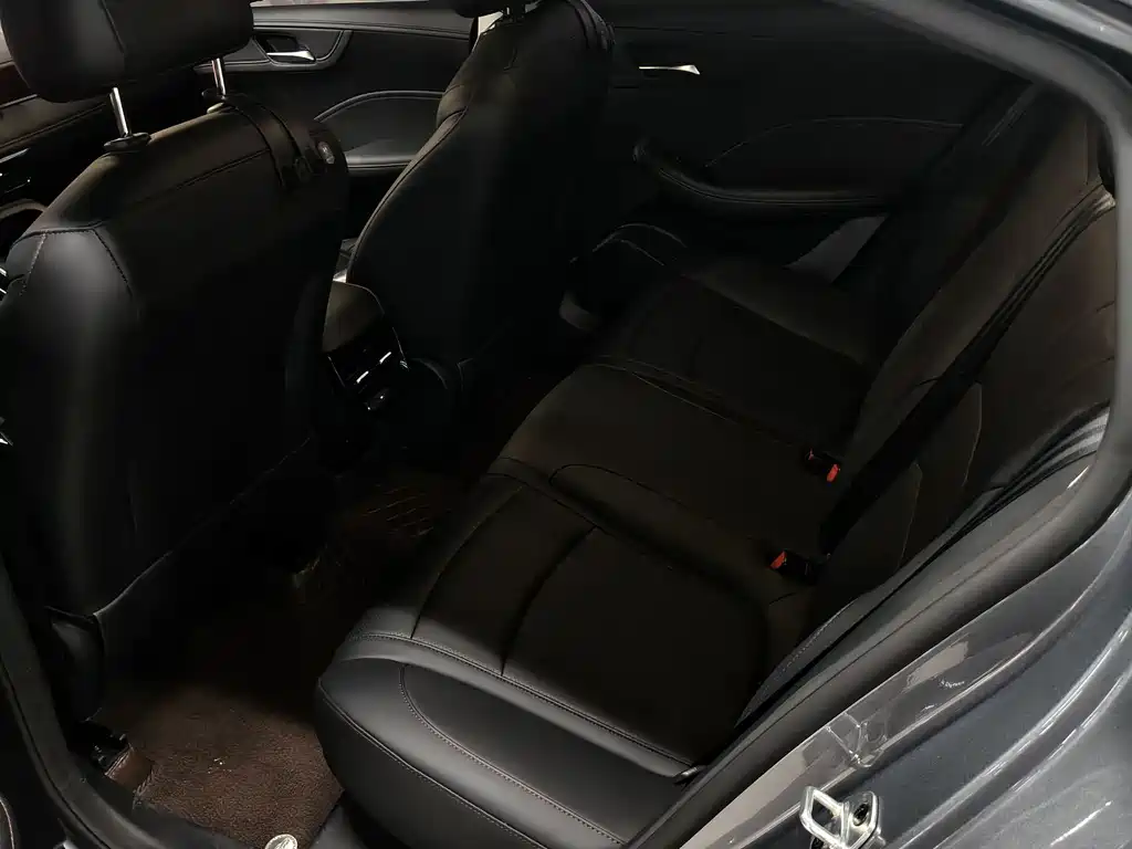 Roewe i5 — миниатюра 3