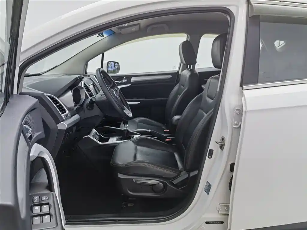 JAC S3 2016 1.5L MT Luxury
