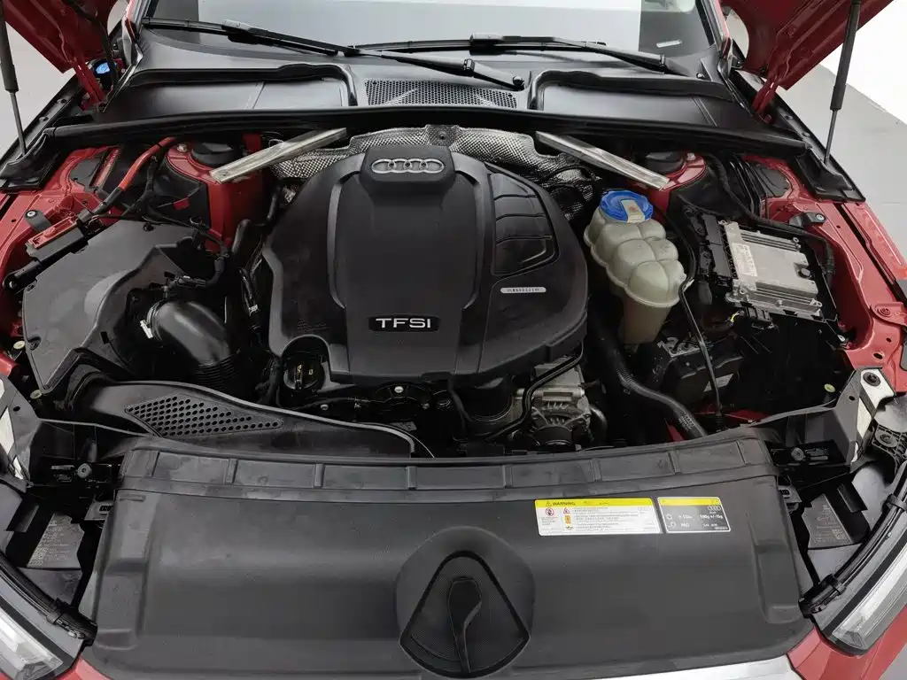 Audi A4L 2017 Plus 40 TFSI Fashion