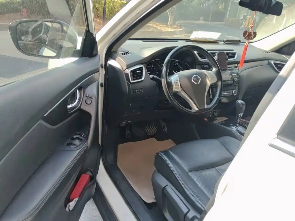 Nissan X-Trail — миниатюра 12