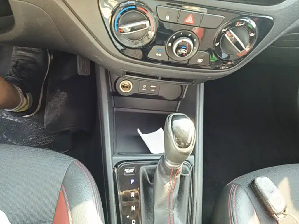Hyundai Verna — миниатюра 14