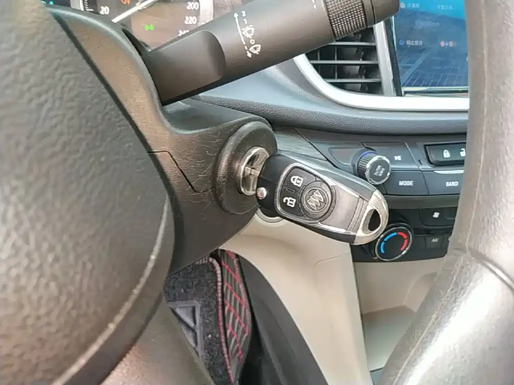 Buick Excelle — миниатюра 9