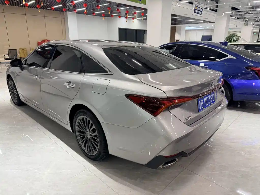 Toyota Avalon — миниатюра 4