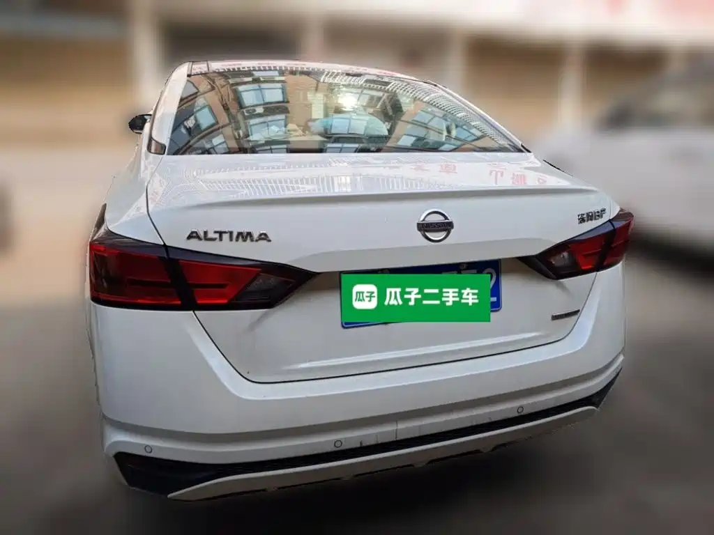 Nissan Teana — миниатюра 3