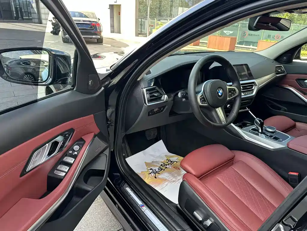 BMW 3 Series — миниатюра 4