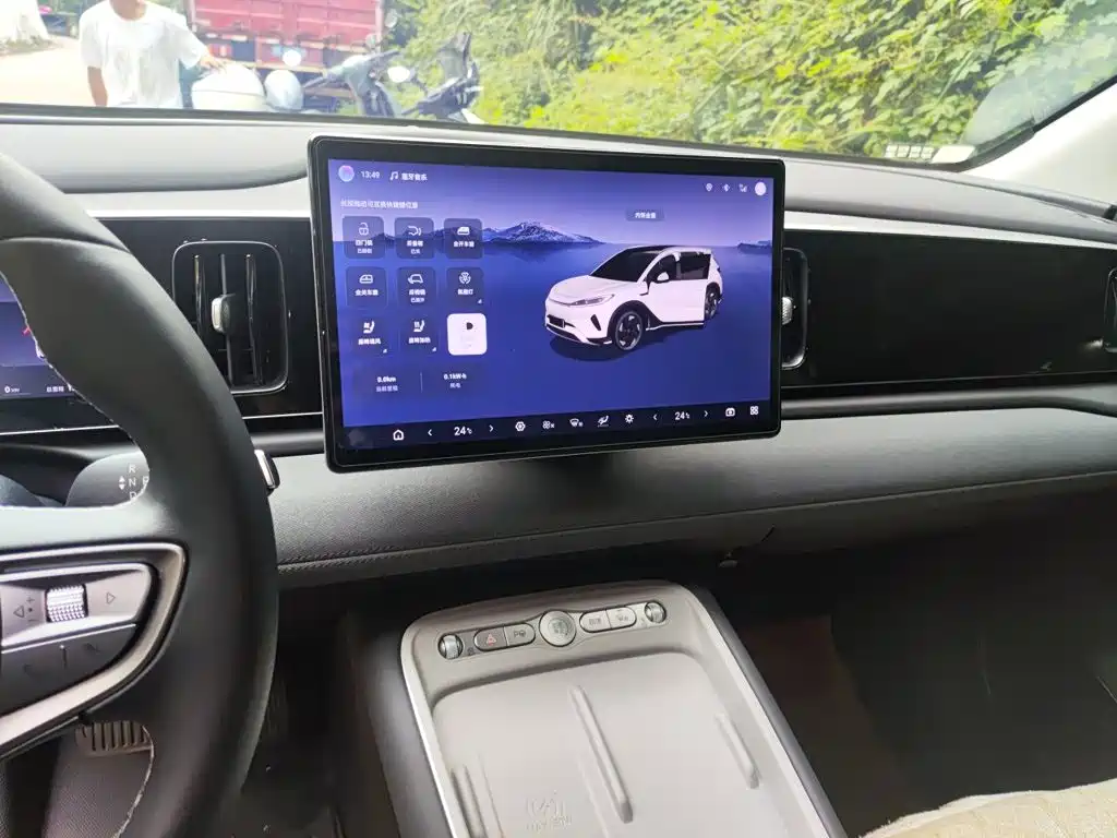 BYD Sealion 05 EV — миниатюра 9