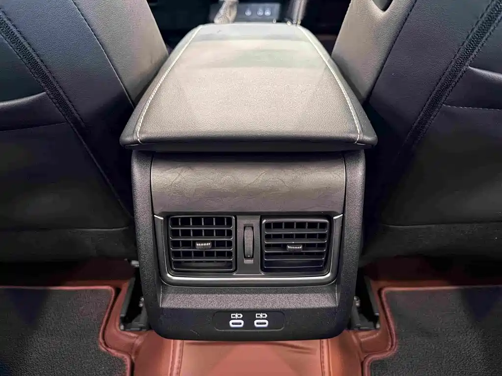 Toyota Camry — миниатюра 27