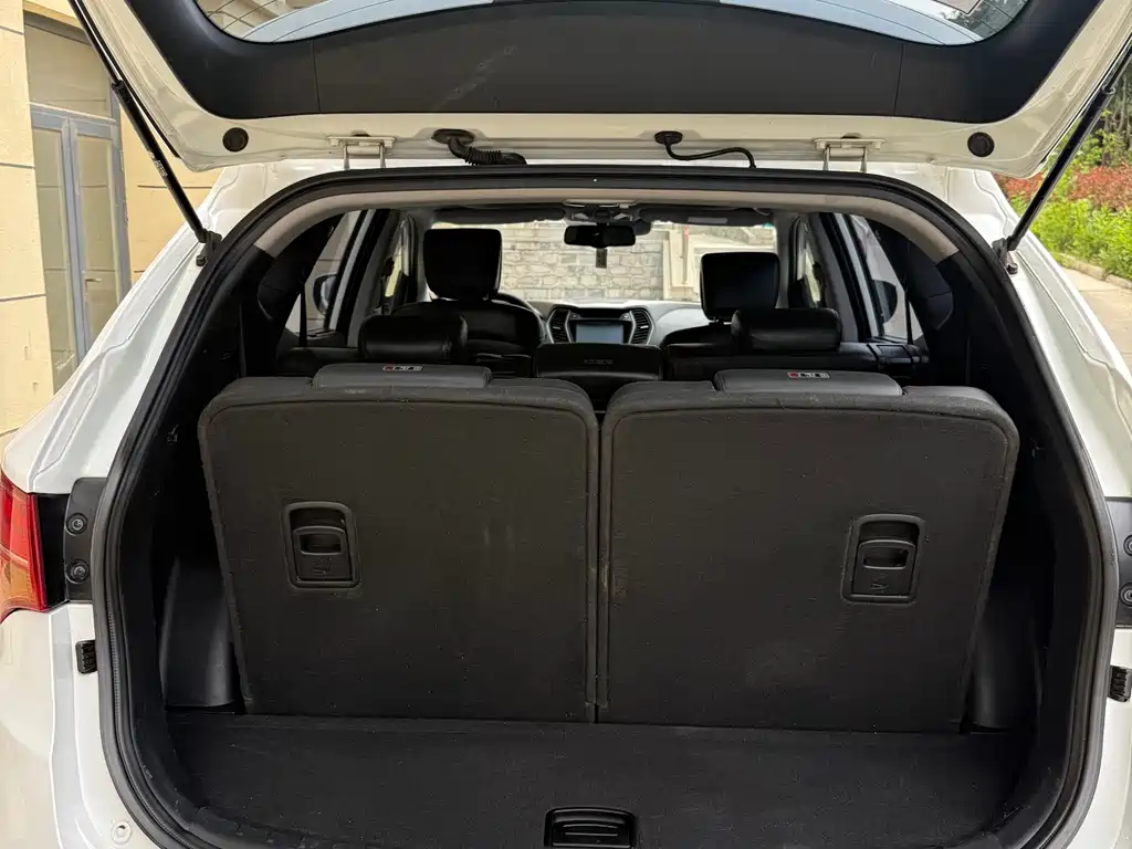 Hyundai Santa Fe 2013 2.0T AT