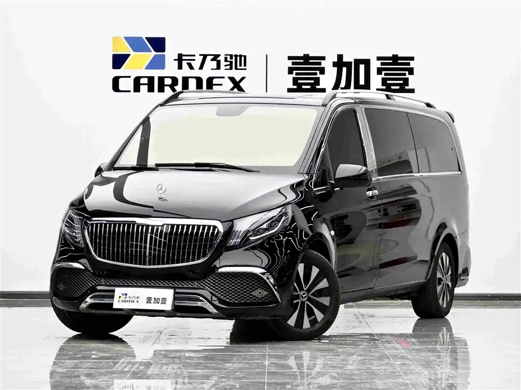 Mercedes-Benz Vito 2023 2.0T Elite 7 мест