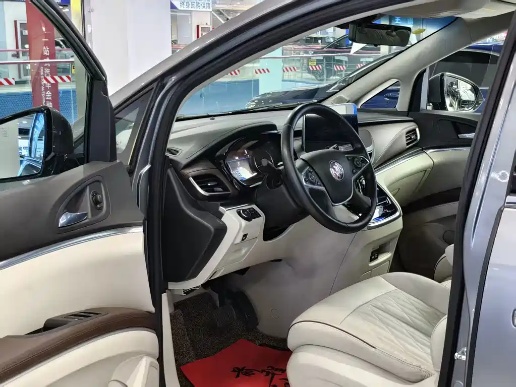 Buick GL8 2021 652T Luxury