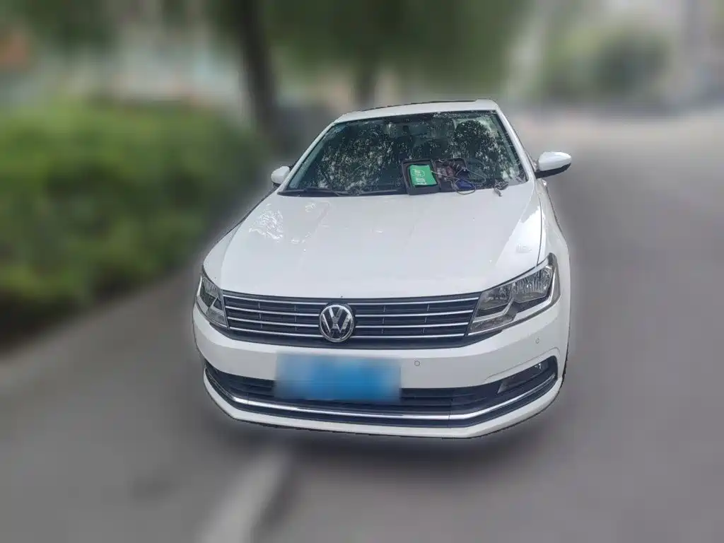 Volkswagen Lavida — миниатюра 2
