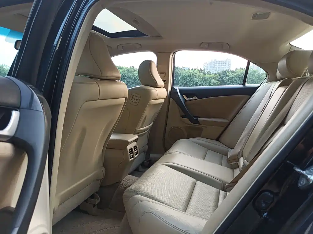 Honda Spirior — миниатюра 10