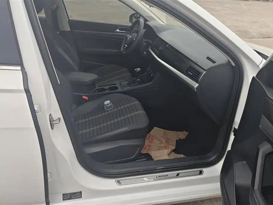 Volkswagen Lavida 2019 280TSI DSG Comfort VI