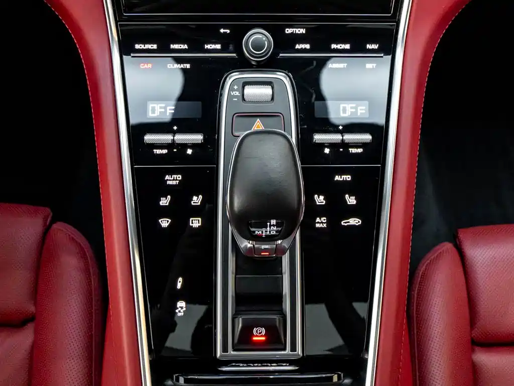 Porsche Panamera — миниатюра 18