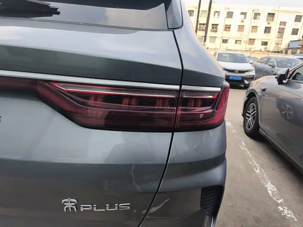 BYD PLUS New Energy — миниатюра 8