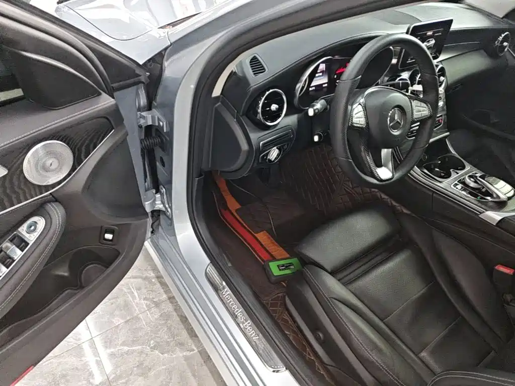 Mercedes-Benz C-Class — миниатюра 16