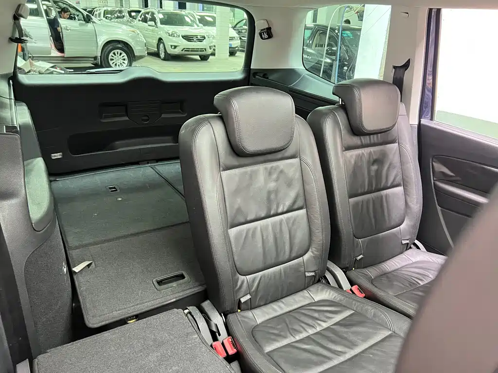 Volkswagen Sharan — миниатюра 12
