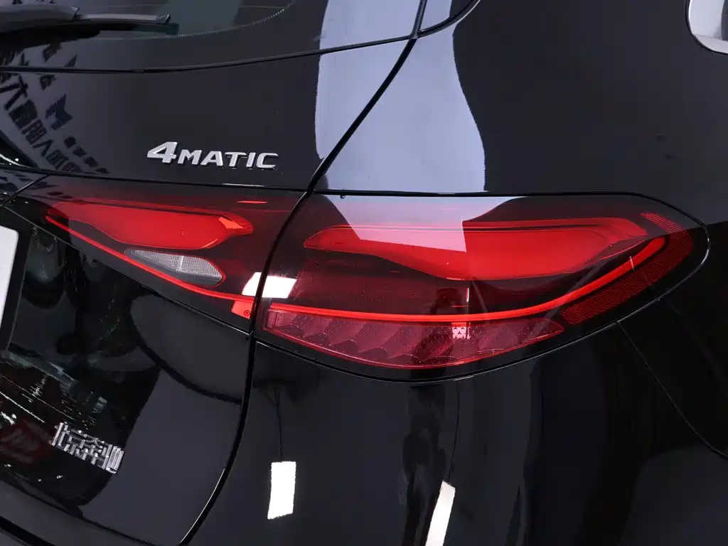 Mercedes-Benz GLC — миниатюра 9