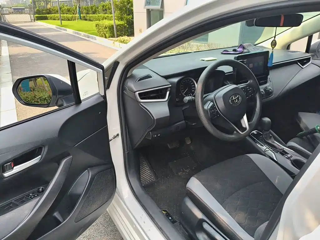 Toyota Corolla — миниатюра 12
