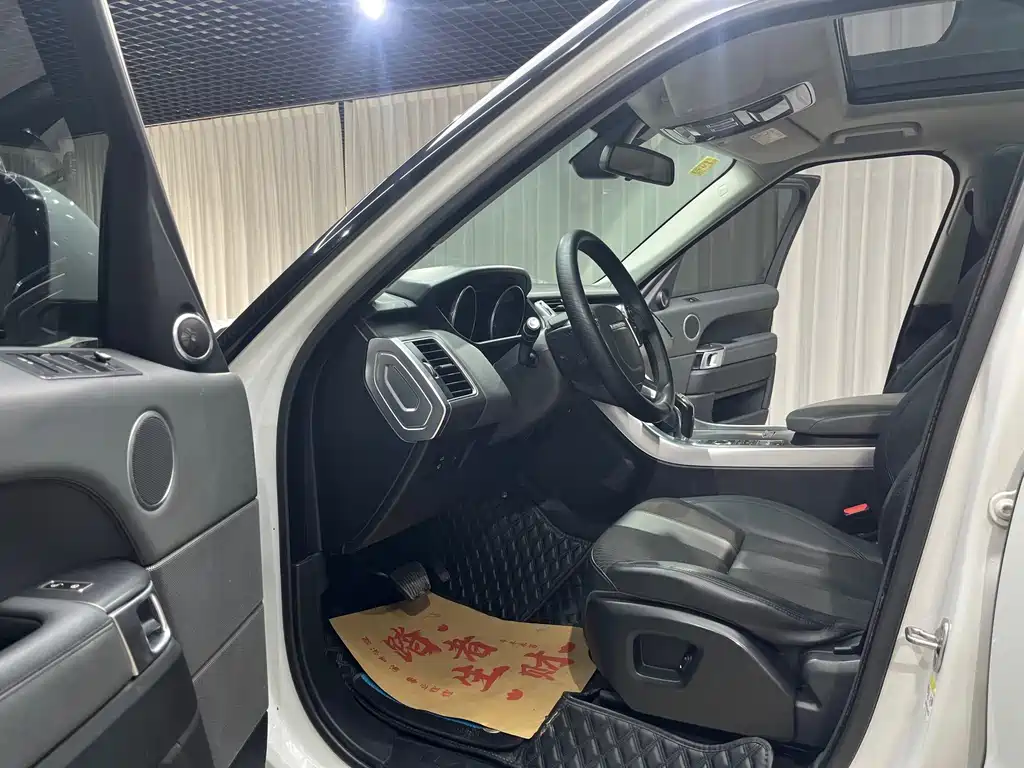 Land Rover Sport — миниатюра 9