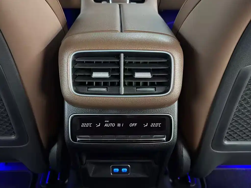 Mercedes-Benz GLS — миниатюра 7