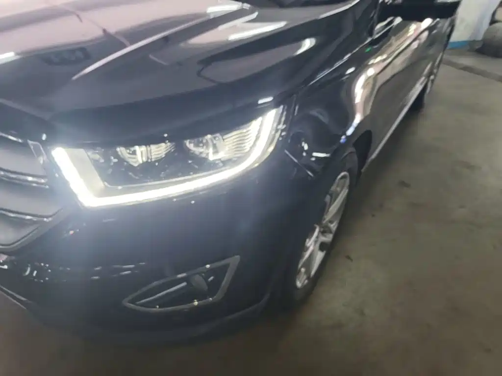Ford Edge — миниатюра 24