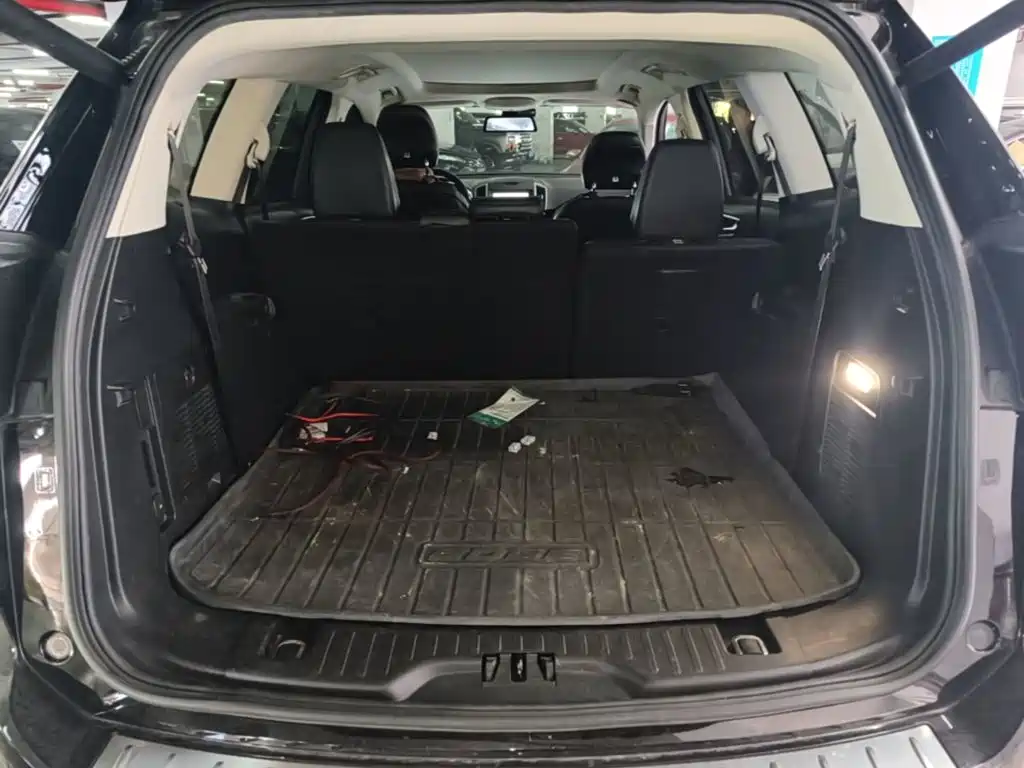 Ford Edge — миниатюра 19