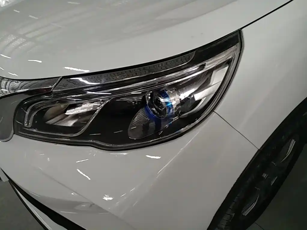 Geely Vision X3 — миниатюра 24