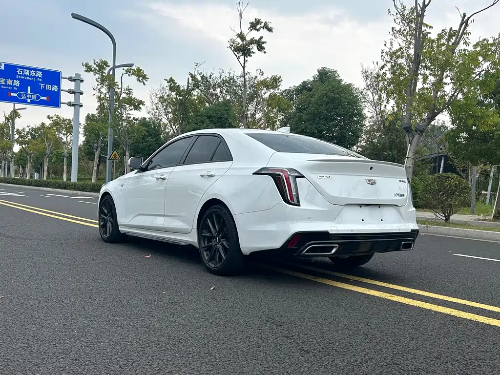 Cadillac CT4 — миниатюра 6