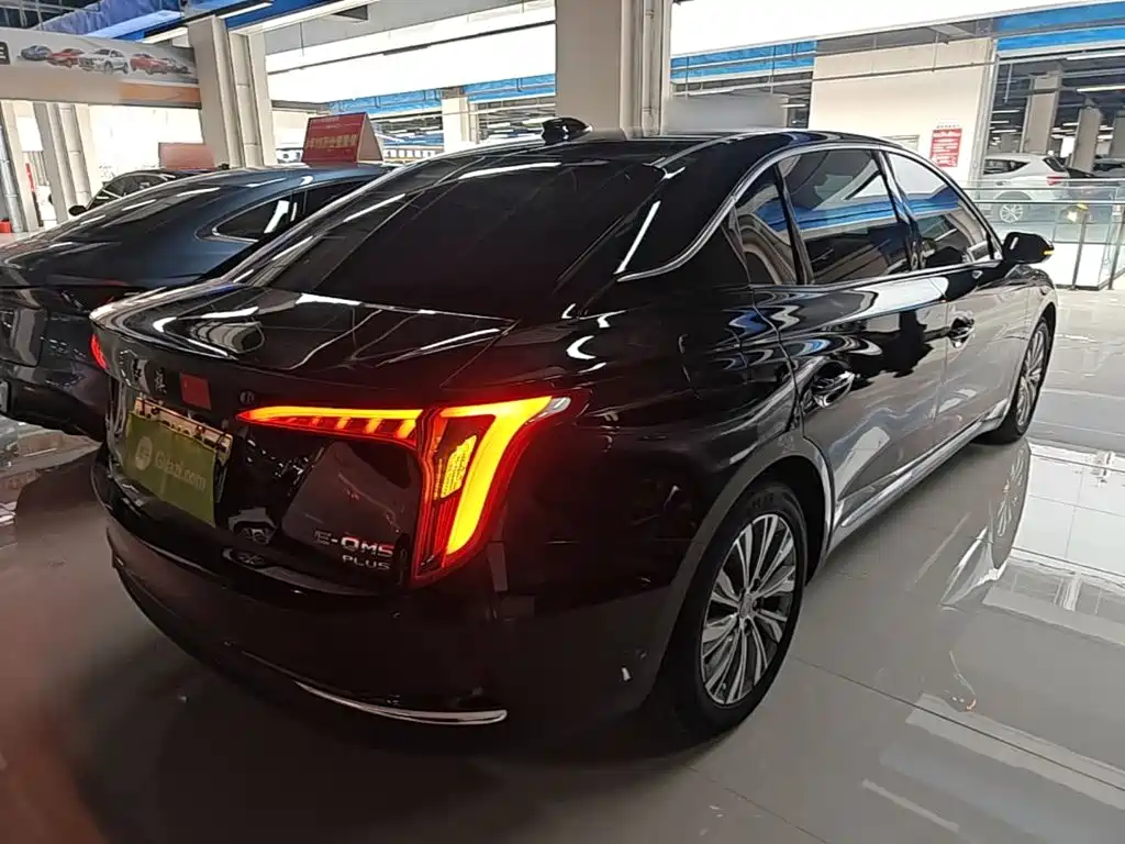 Hongqi Hongqi E-QM5 — миниатюра 7